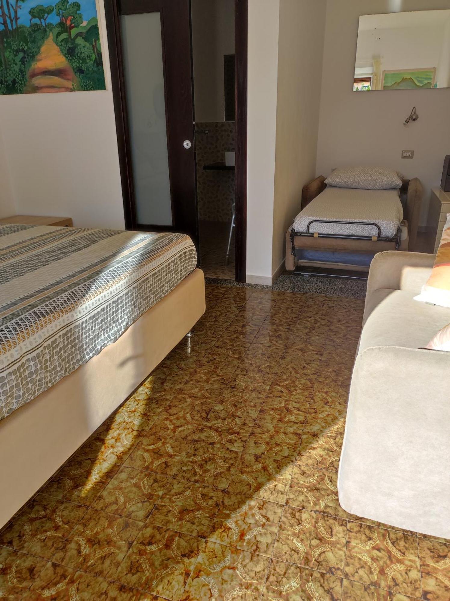 Il Giardino Di Tatiana Rooms & Breakfast La Maddalena  Room photo